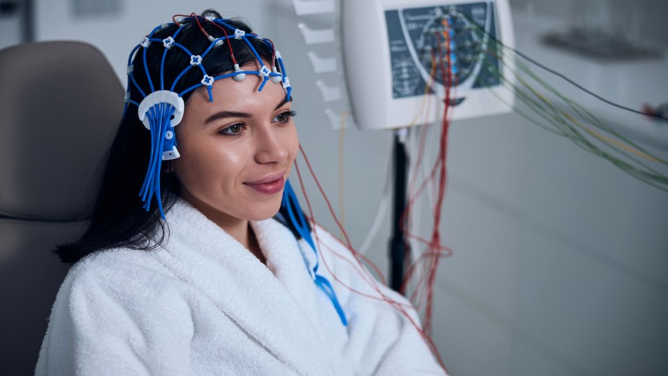 EEG Nedir? Nasıl Yapılır? - Büyük Anadolu Hastanesi